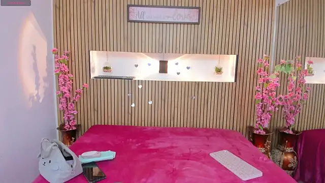 Joy-vergara online show from November 1, 9:39 pm