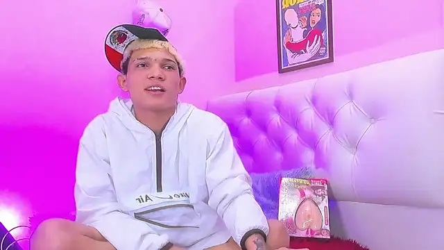 EL VENEZOLANO 22CM online show from December 17, 4:40 am