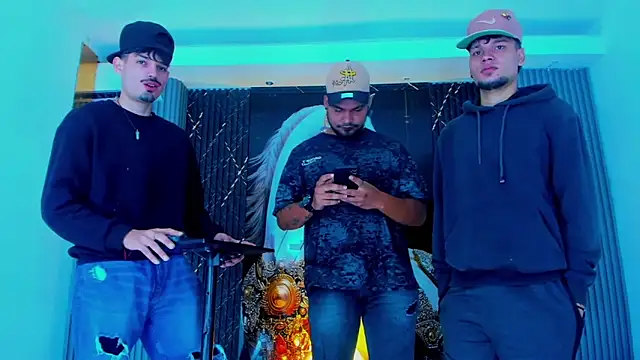 Iam Steven online show from September 27, 12:32 pm