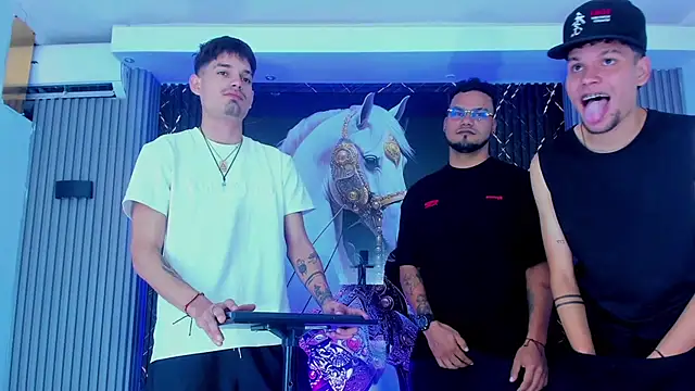 Iam Steven online show from November 29, 11:57 am