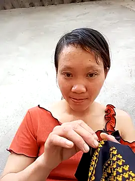 bonnie-00 online show from October 13, 3:17 am