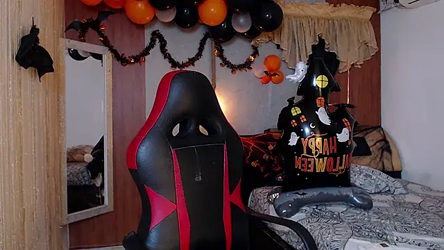 Snapshot of fire_drako_ chatting on October 21, 2:07 pm fire drako  online show from October 21, 2:07 pm