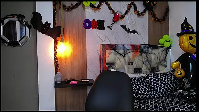 Snapshot of fire_drako_ chatting on October 22, 4:24 am fire drako  online show from October 22, 4:24 am