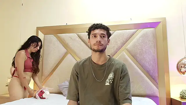 EthanCollen online show from October 7, 10:07 pm