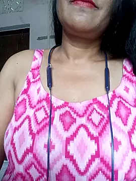 Snapshot of Hazel-queen chatting on September 14, 6:01 am Hazel-queen online show from September 14, 6:01 am
