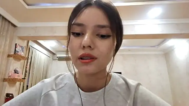 GloriaMelendez online show from September 12, 1:22 pm