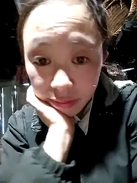 lyuyenkk online show from October 7, 6:43 am