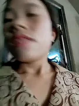 lyuyenkk online show from October 18, 7:42 am