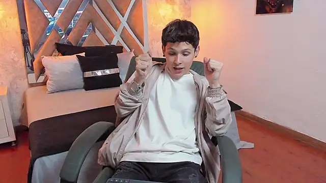 kraven lust online show from September 20, 3:07 am