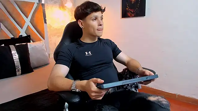 kraven lust online show from October 10, 3:05 am