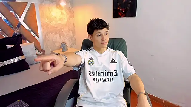 kraven lust online show from November 5, 3:06 am