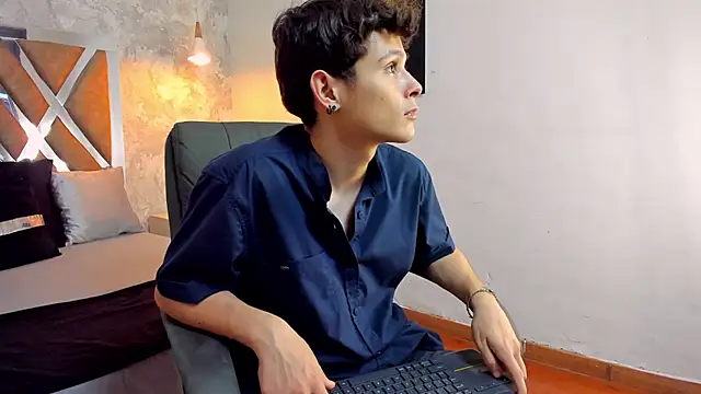 kraven lust online show from December 4, 3:05 am