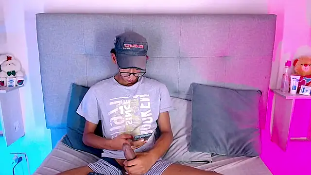 Snapshot of Billie_Turner_ chatting on September 24, 11:46 am Billie Turner  online show from September 24, 11:46 am