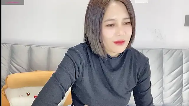 Snapshot of Miraitowa_ chatting on March 13, 6:14 pm Miraitowa online show from March 13, 6:14 pm