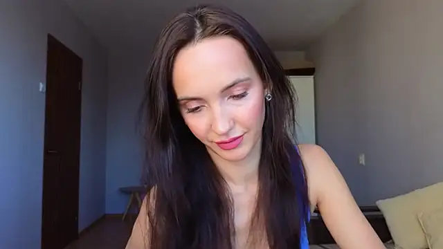 Snapshot of Lillian-Clark chatting on January 16, 9:35 am Lillian-Clark online show from January 16, 9:35 am