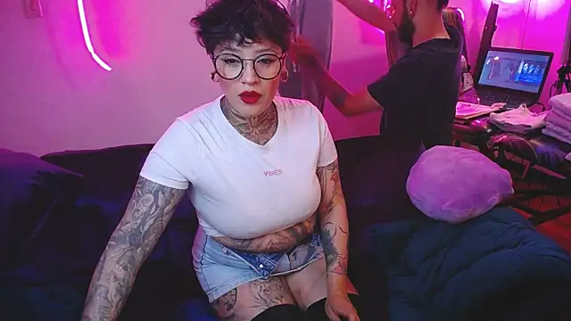 Snapshot of sathariel-secretcouckold chatting on September 14, 12:32 am sathariel-secretcouckold online show from September 14, 12:32 am