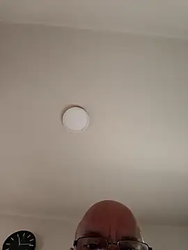 Snapshot of narrowboy chatting on September 12, 9:09 am narrowboy online show from September 12, 9:09 am