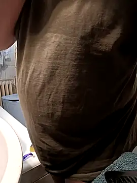 Snapshot of narrowboy chatting on September 30, 12:43 pm narrowboy online show from September 30, 12:43 pm