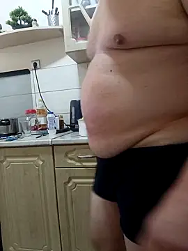 Snapshot of narrowboy chatting on October 26, 11:16 am narrowboy online show from October 26, 11:16 am