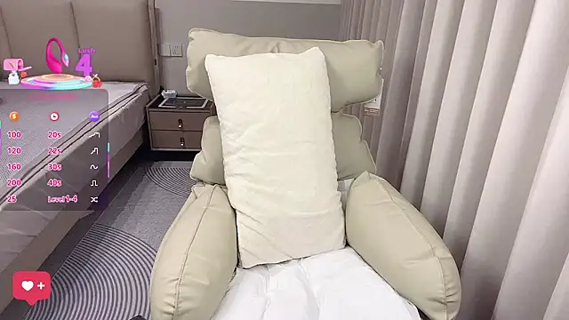 janequeen online show from November 1, 12:07 pm