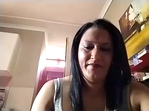 Indiansexyboobs18 online show from June 16, 9:12 am