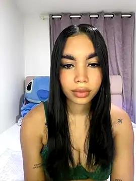 karolaalcendra online show from November 26, 3:07 am