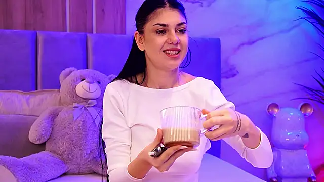 ZaraCapri online show from October 29, 8:16 am