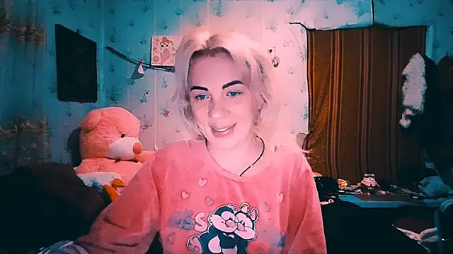 EmmaCat  online show from October 19, 2:18 pm