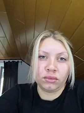 Snapshot of Juliane_Deutschland chatting on October 6, 1:08 pm Juliane Deutschland online show from October 6, 1:08 pm