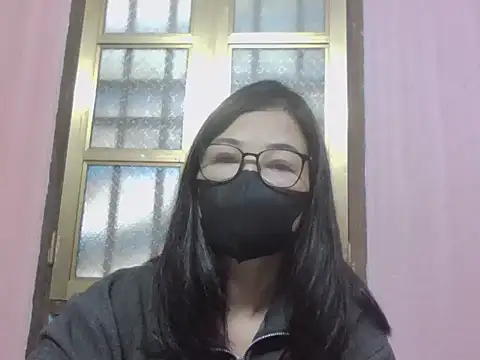 AmyChan086 online show from December 19, 2:40 am