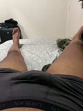 Snapshot of Morenolatino881 chatting on October 9, 11:47 pm Morenolatino881 online show from October 9, 11:47 pm