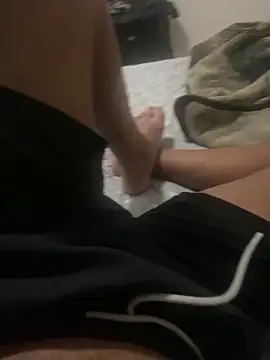 Snapshot of Morenolatino881 chatting on October 24, 1:24 am Morenolatino881 online show from October 24, 1:24 am