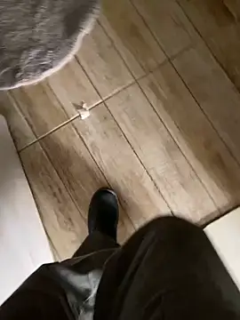 Snapshot of Morenolatino881 chatting on November 14, 3:55 pm Morenolatino881 online show from November 14, 3:55 pm