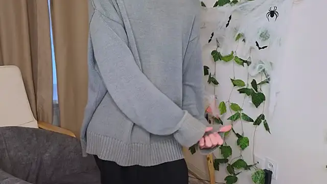 va1ora online show from October 25, 12:23 pm