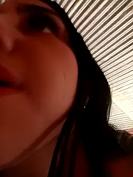 Katalella Hott online show from October 2, 2:35 pm