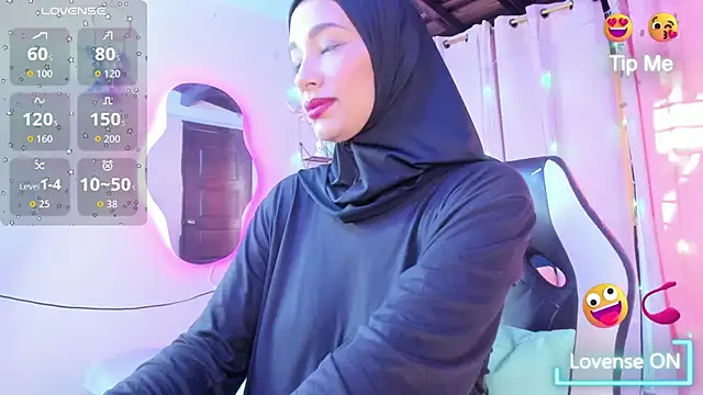 Snapshot of ShanaJamil chatting on October 2, 12:12 pm ShanaJamil online show from October 2, 12:12 pm