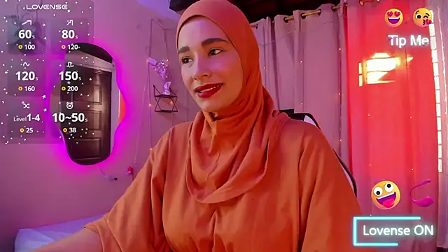 Snapshot of ShanaJamil chatting on October 28, 11:58 am ShanaJamil online show from October 28, 11:58 am