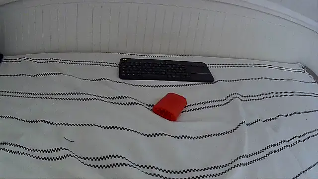 Snapshot of didil1900 chatting on February 14, 10:23 am didil1900 online show from February 14, 10:23 am