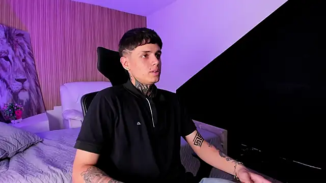 Declan-Fox online show from September 26, 3:43 am