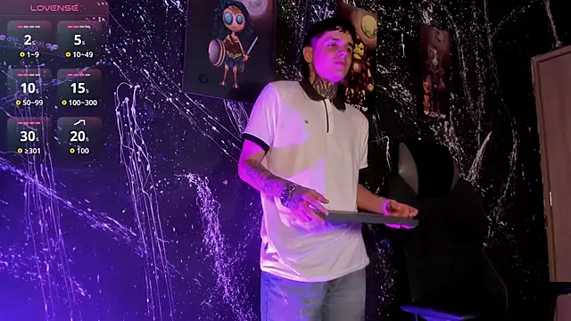 Declan-Fox online show from October 3, 7:16 am