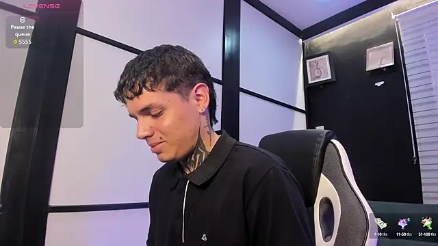 Declan-Fox online show from October 9, 12:25 pm