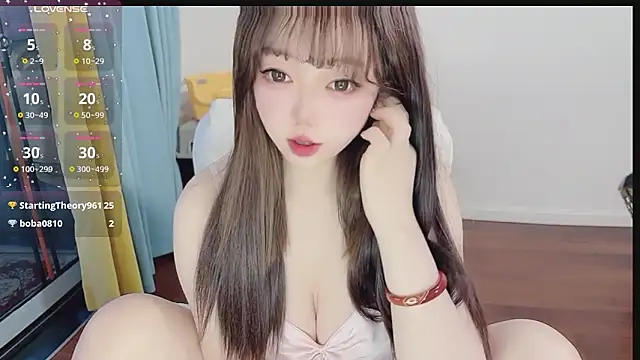 Snapshot of Lucky_Cici chatting on March 16, 10:36 pm Lucky Cici online show from March 16, 10:36 pm