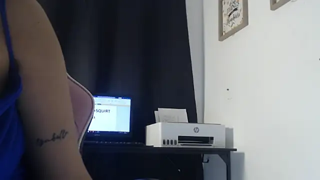 Snapshot of MayaScott11 chatting on March 16, 8:13 pm MayaScott11 online show from March 16, 8:13 pm