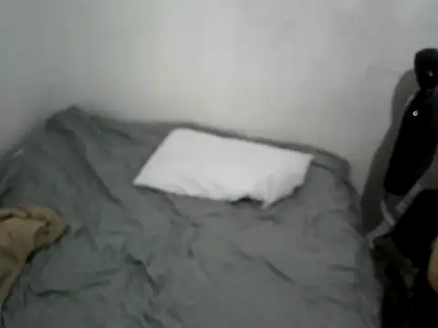 Snapshot of becmz chatting on March 18, 4:10 pm becmz online show from March 18, 4:10 pm