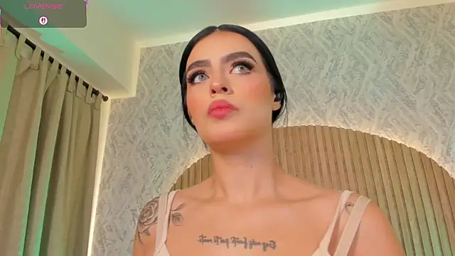 Sophiie Belle online show from September 15, 1:22 pm