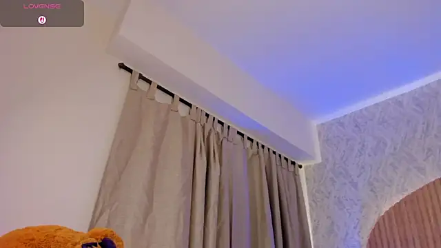 Sophiie Belle online show from September 30, 8:36 pm