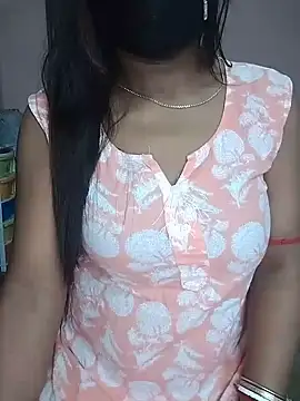 Snapshot of Bengalibeauty96 chatting on July 22, 12:02 am Bengalibeauty96 online show from July 22, 12:02 am