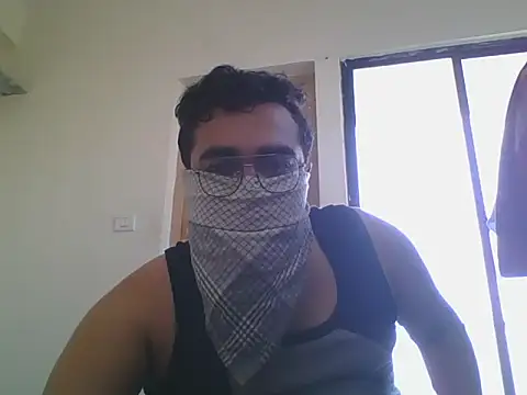 Snapshot of Kunal6782 chatting on May 5, 11:07 am Kunal6782 online show from May 5, 11:07 am