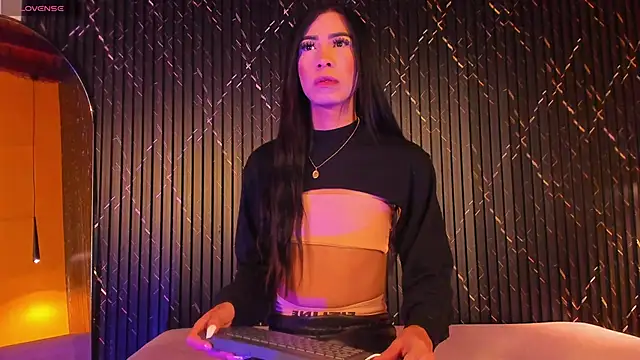 Miss Ariaa online show from September 20, 11:44 am