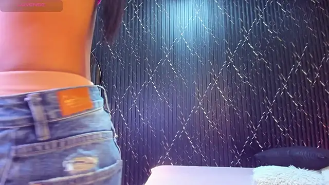 Miss Ariaa online show from October 11, 12:04 pm